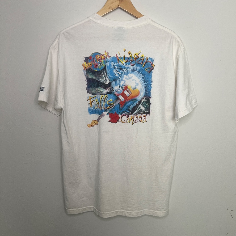 Hard Rock Cafe Niagara Falls Canada T-Shirt Tourist Souvenir Tee